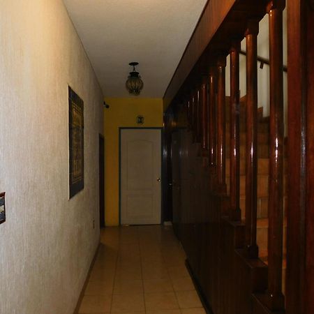 Casona Luciernaga-Casa De Huespedes Guest House Леон Екстериор снимка